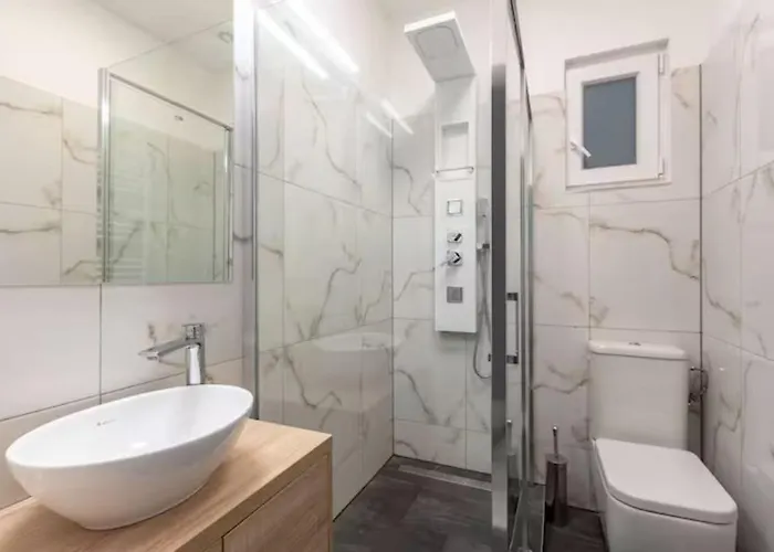 Luxurious Located In The Heart Of * Будапешт